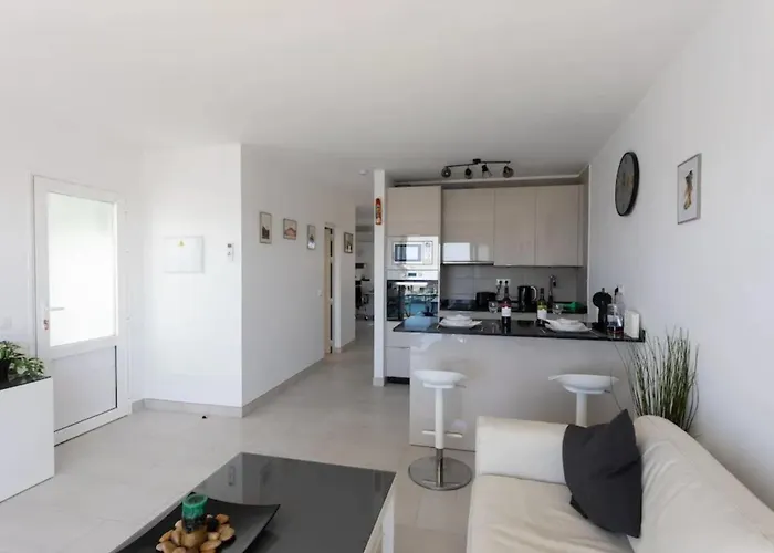 Buena Pesca 20 By Jk Lanzarote Puerto del Carmen (Lanzarote)