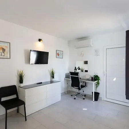 Buena Pesca 20 By Jk Lanzarote *